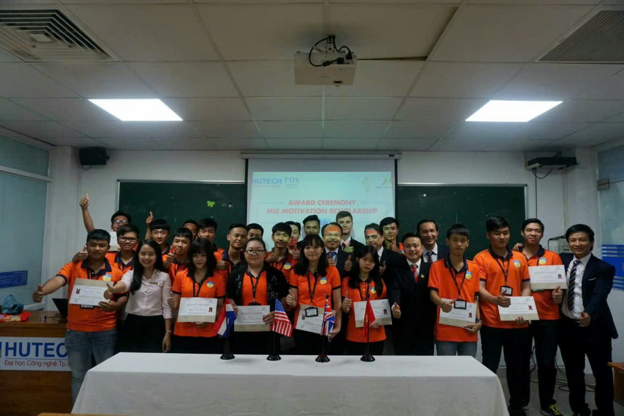 HUTECH MIS faculty — first institutional deployment